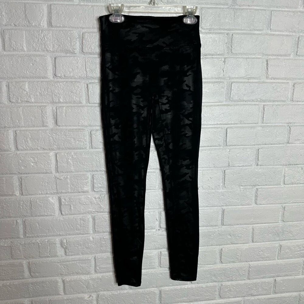 Spanx Girls Faux Leather‎ Camo Leggings Black size Large 10-12